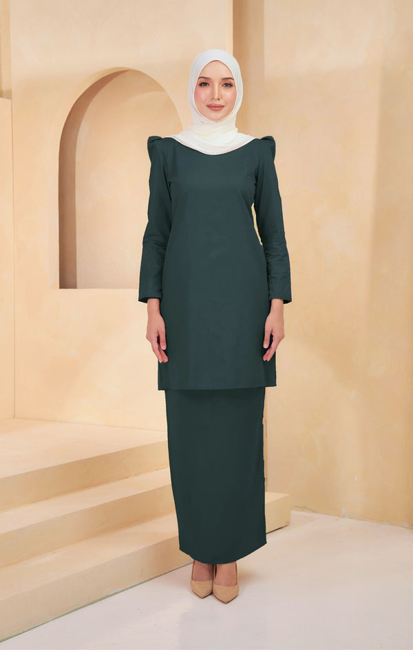 baju kurung hijau